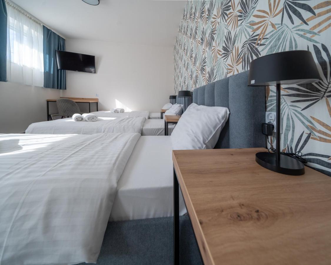 Kelman Inn Global 新苏尔 外观 照片